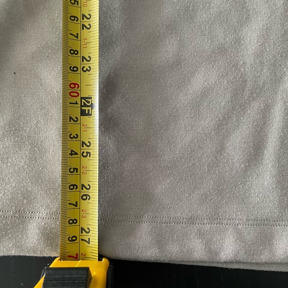 Sleeveless Gray Hoodie Top - Picture 2 of 3